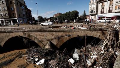 Mau tempo inesperado no norte de Espanha faz pelo menos um morto