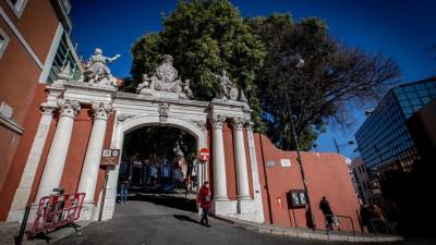 Médico infectado morre no Hospital São José em Lisboa