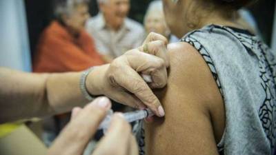 Menos de 20% da população alvo tomou vacina contra febre-amarela no Brasil