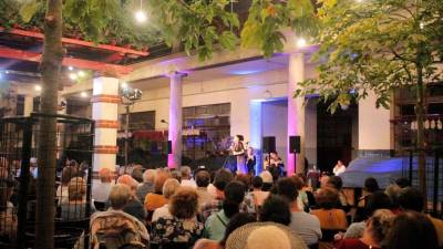 Mercado dos Lavradores com noite de Jazz
