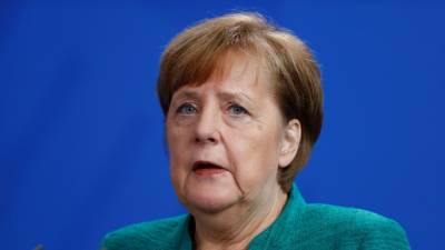 Merkel avisa que solidaridade na UE “não é estrada de sentido único”