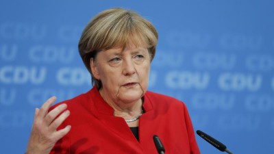 Merkel candidata-se a novo mandato para defender valores democráticos