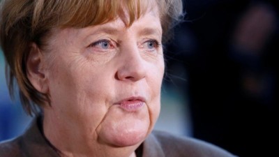 Merkel continua à procura de entendimentos para formar novo Governo