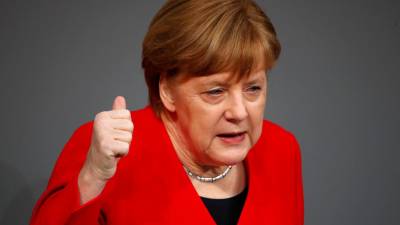 Merkel insiste em saída ordenada do Brexit e admite “breve prorrogação”