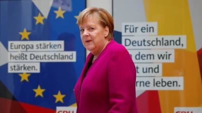 Merkel pede acordo detalhado sobre o ‘Brexit’