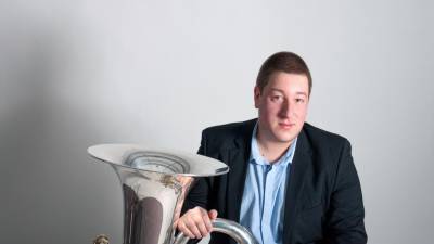 Miguel Canada dá recital de tuba e piano em “agradecimento”