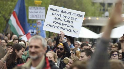 Milhares de húngaros manifestam-se em Budapeste contra Governo