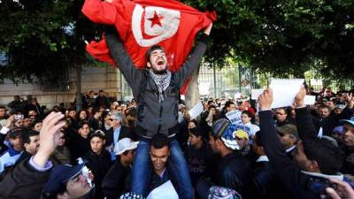 Milhares de manifestantes contra reformas sociais na Tunísia