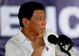 Milhares de pessoas evacuadas nas Filipinas devido a ameaça de tufão no Natal