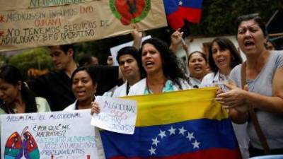 Milhares de venezuelanos abandonaram o seu país perante agravamento da crise