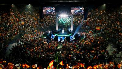 Milhares defendem em Madrid unidade de Espanha em concentração promovida pelo VOX