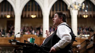 Ministro canadiano dos Desportos demite-se acusado de assédio sexual