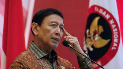 Ministro indonésio Wiranto estável após ser esfaqueado duas vezes
