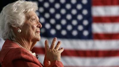 Morreu Barbara Bush, esposa e mãe de presidente dos EUA