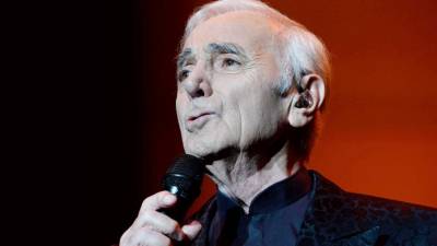 Morreu Charles Aznavour, um dos nomes maiores da chançon française