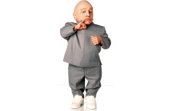 Morreu o Mini Me dos filmes “Austin Powers”