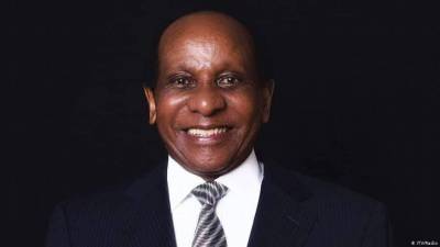 Morreu Reginald Mengi, um dos homens mais ricos de África