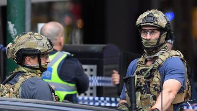 Morreu uma das pessoas esfaqueadas em Melbourne
