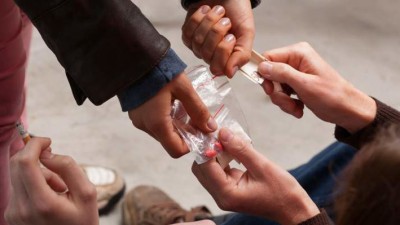Mortes por ‘overdose’ de drogas aumentam na Europa e são já 700 por mês