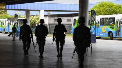 Mortes violentas no Brasil batem recorde e chegam a 63.880 casos
