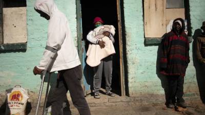 Mortos por covid-19 em África sobem para 7.693 em mais de 286 mil casos