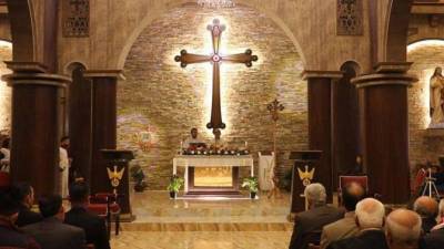 Mossul comemora Natal pela primeira vez depois de quatro anos sem festejos