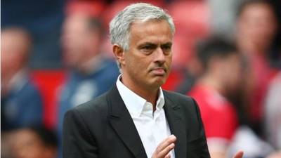Mourinho enaltece importância da vitória na estreia pelo Tottenham