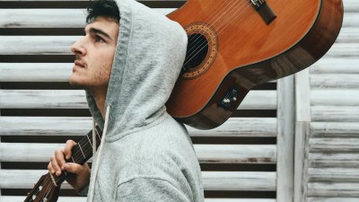 “Música no Parque” a 25 de Abril com Tiago Silva