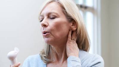 Mulheres “podem ficar tranquilas” sobre terapêutica hormonal na menopausa