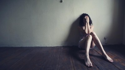 Mulheres sofrem novos ataques à segurança e dignidade
