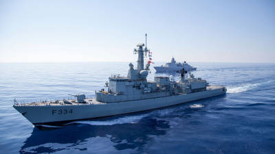 Navio D.Francisco de Almeida recebe comunidade portuguesa em Nova Iorque