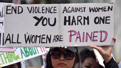 Índia aprova pena de morte para violação de crianças com menos de 12 anos