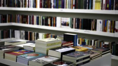 Neil Gaiman e Murakami entre os quatro finalistas ao prémio alternativo ao Nobel