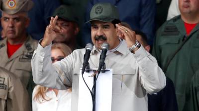Nicolas Maduro é o “presidente operário” que se apoia nos militares
