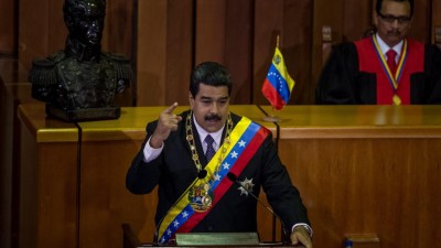 Nicolás Maduro anuncia primeiro decreto de emergência económica de 2017