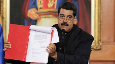 Nicolás Maduro convoca assembleia constituinte, oposição apela a protestos