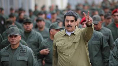 Nicolás Maduro diz estar de pé apesar do assédio e agressões dos EUA