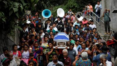 Número de mortes devido a erupção de vulcão na Guatemala sobe para 99