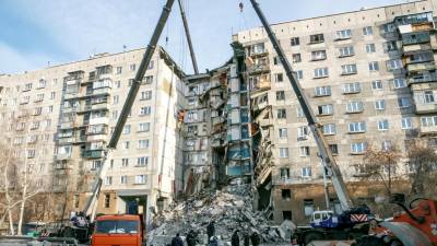 Número de mortos em desabamento de prédio na Rússia sobe para 28