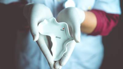 Número de mortos em África sobe para 8.334 em mais de 315 mil casos