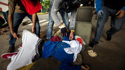 Número de mortos em protestos na Venezuela sobe para 36