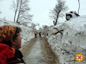 Número de mortos na avalanche em Itália sobe para 15