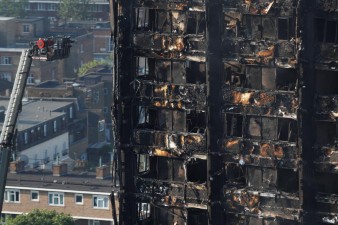 Número de mortos no incêndio em Londres sobe para 17