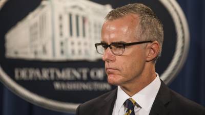 Número dois do FBI abandona cargo após ser criticado por Trump