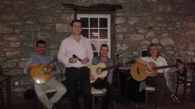 Noite de fado com Amorim Gonçalves em Câmara de Lobos