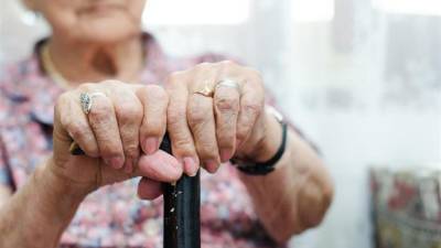 Nove em cada 10 idosos em tratamento médico sofrem de solidão