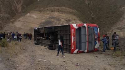 Nove mortos e 36 feridos em acidente com autocarro no Equador