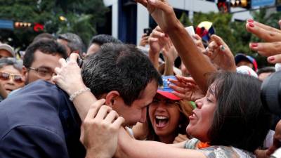 Nove países apoiam Juan Guaidó
