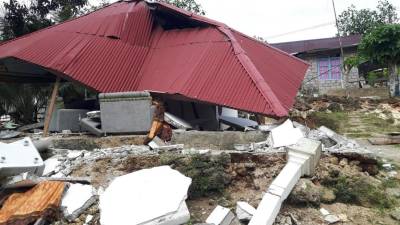 Novo balanço de sismo na Indonésia aponta para 23 mortos e mais de 100 feridos