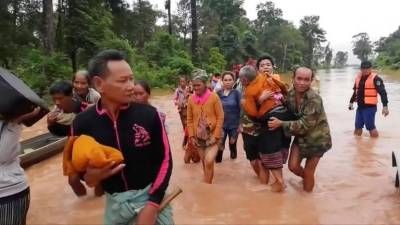 Novo balanço oficial aponta para 31 mortos após desmoronamento de barragem no Laos